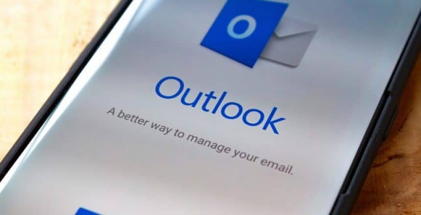 Outlook पर अपने सभी ईमेल एक साथ कैसे डिलीट करें?